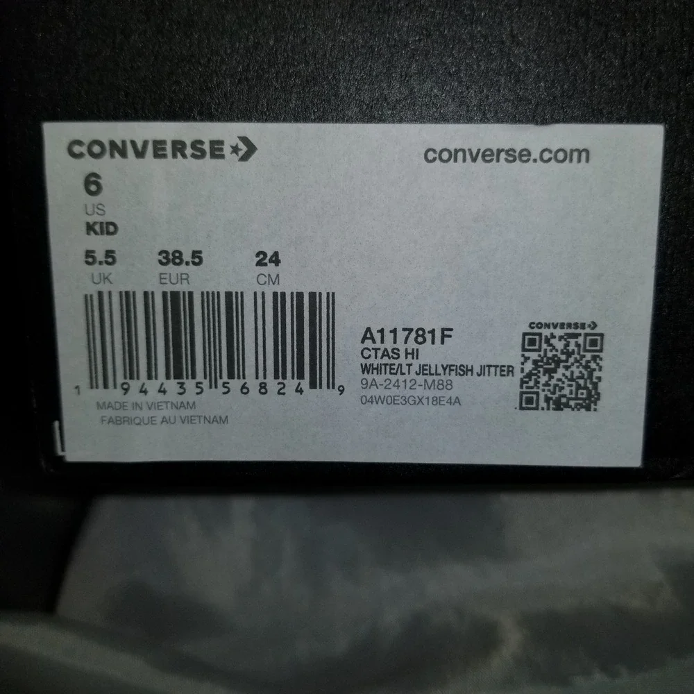 Converse CTAS Hi Kid 6 White Jellyfish Jitter Floral Embroidered A11781F